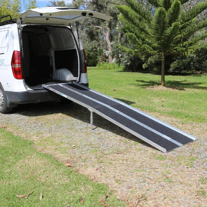 Heeve Aluminium Multi-Fold Super-Grip Wheelchair Ramp