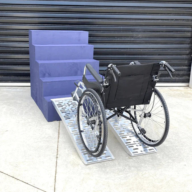 Heeve Aluminium Curved Multi-Use Loading Ramps